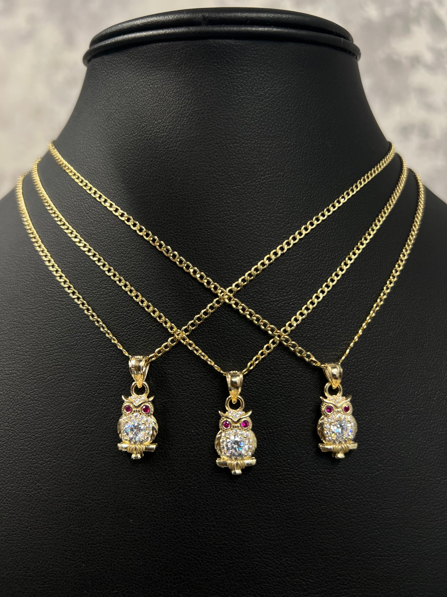 14K HOLLOW ROPE CHAIN WITH BUHO PENDANT