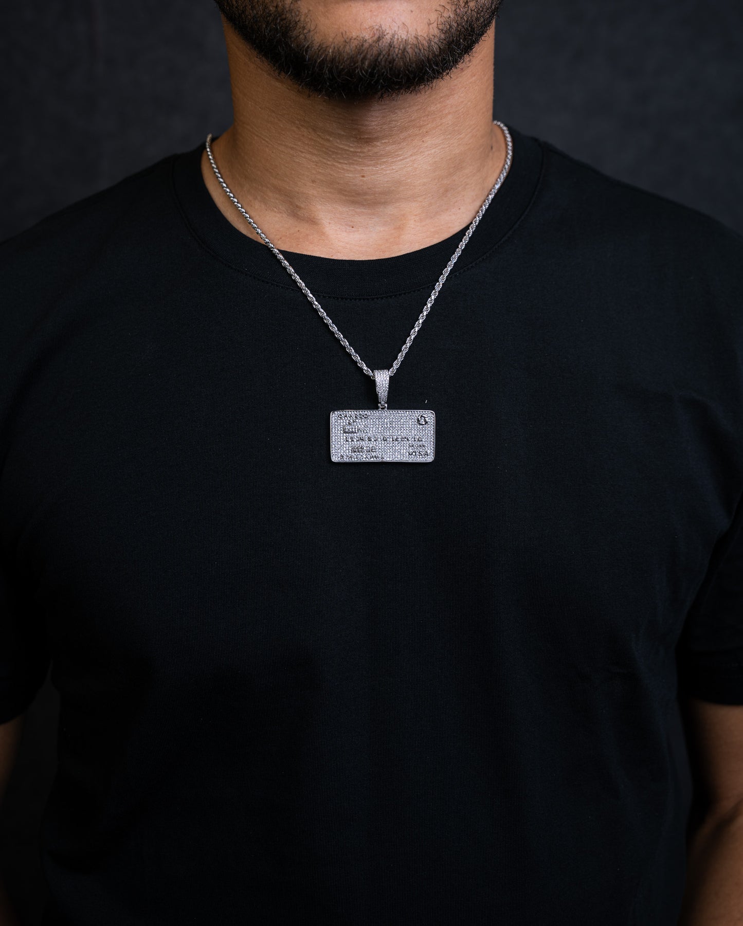 925 CHASE PENDANT