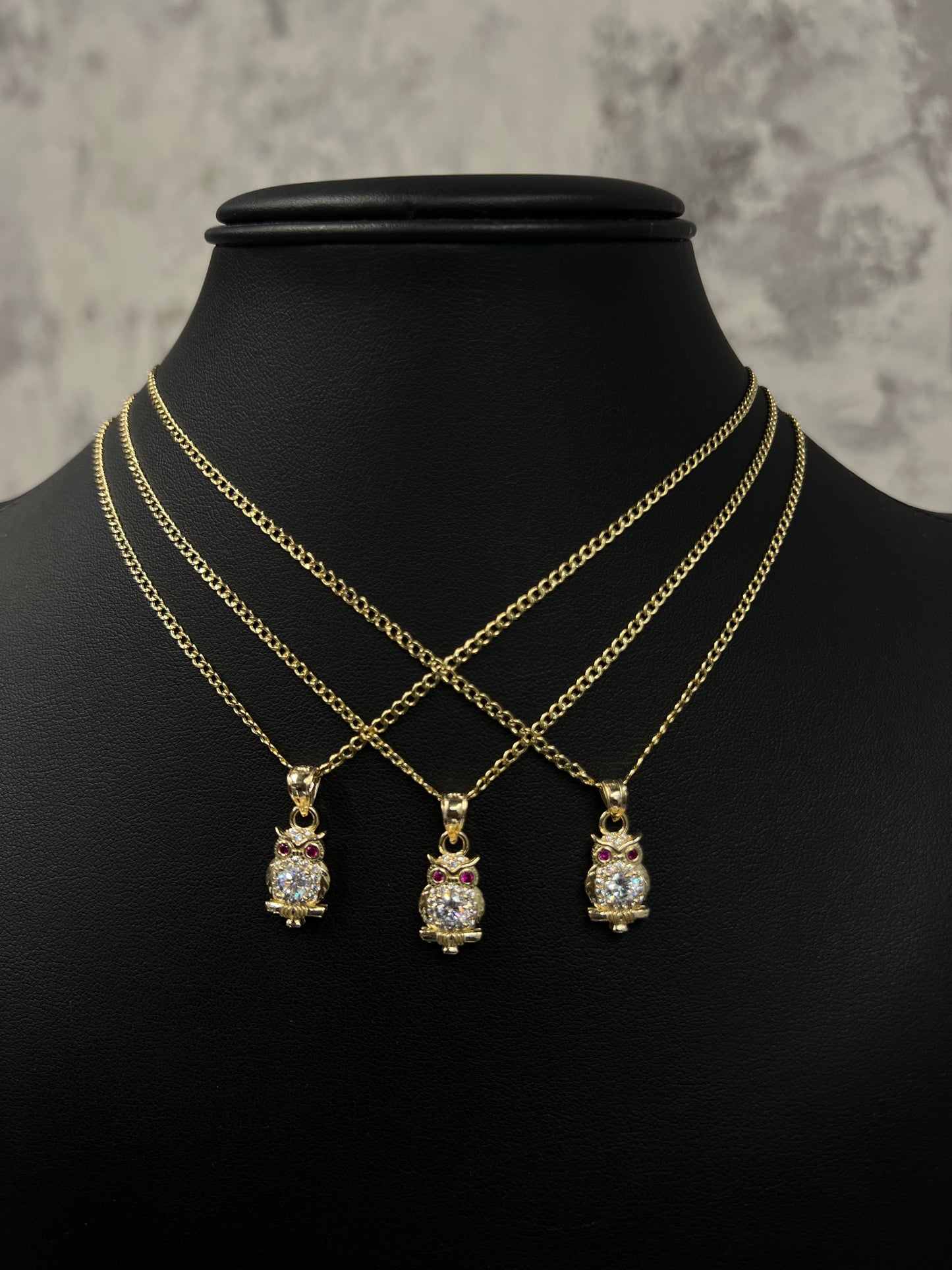 14K HOLLOW ROPE CHAIN WITH BUHO PENDANT