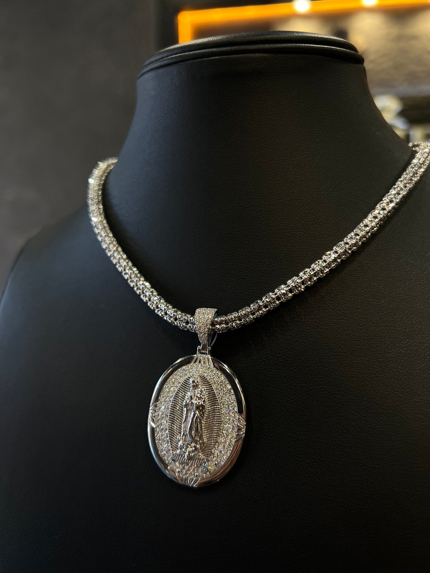 925 MOISSANITE PENDANT