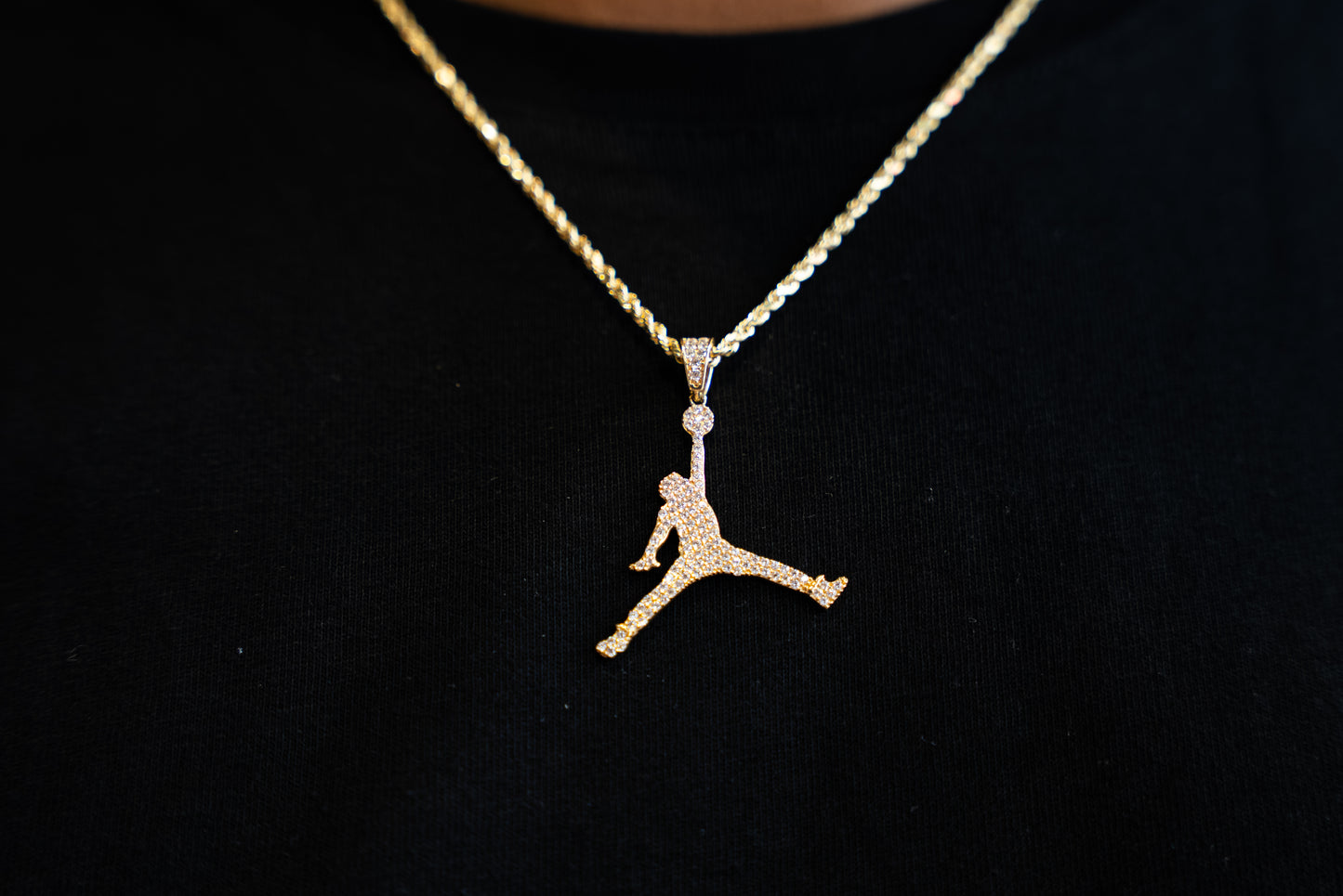 14K HOLLOW ROPE CHAIN + JORDAN PENDANT