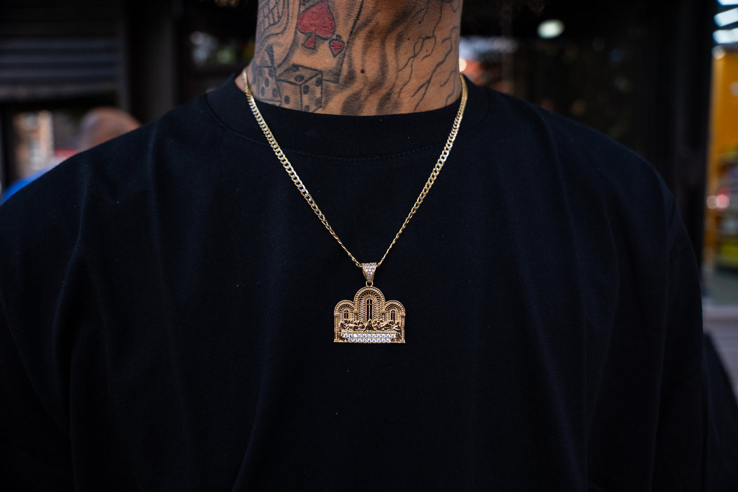 14K HOLLOW CUBAN CHAIN AND SANTA CENA PENDANT