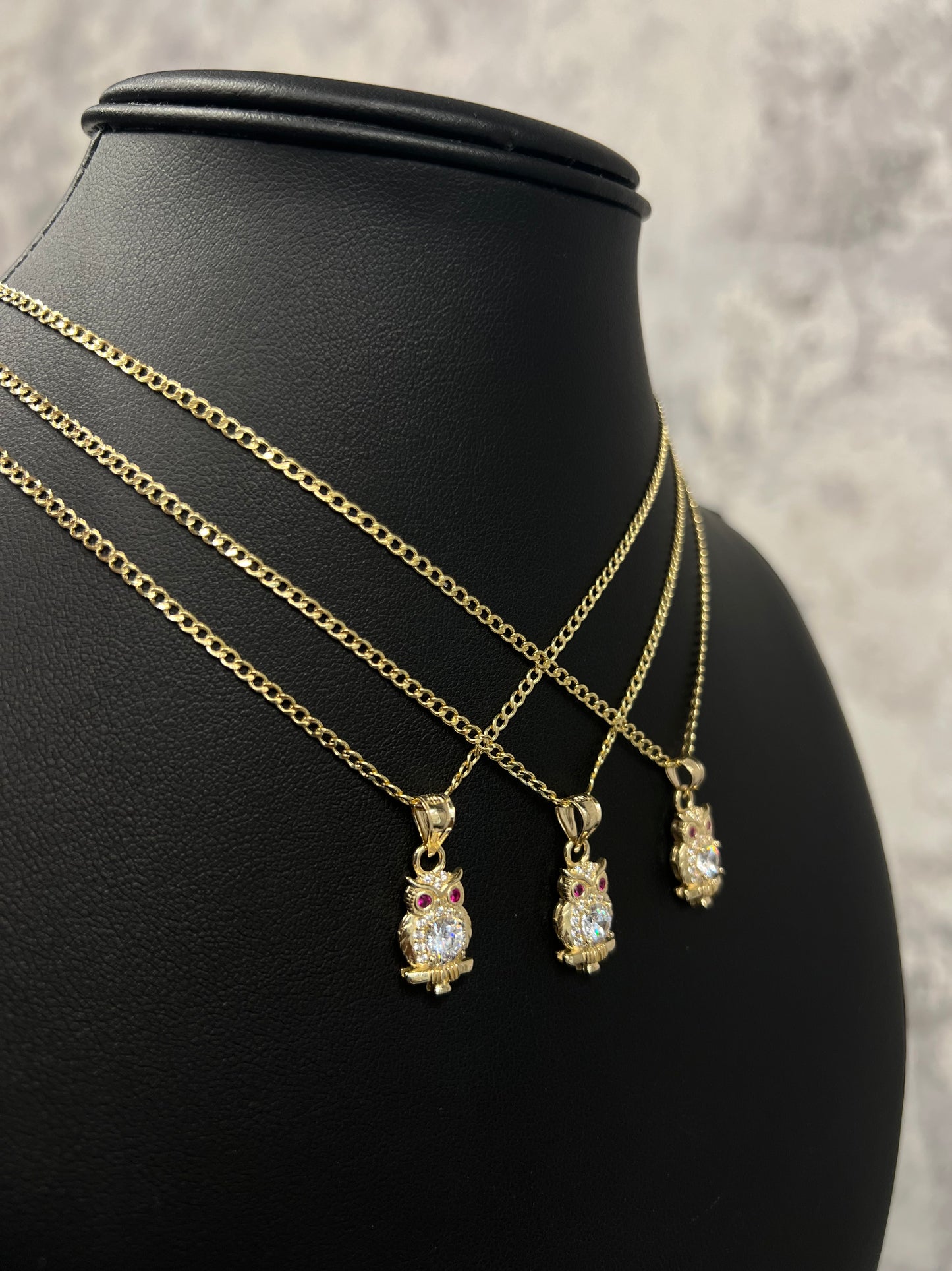 14K HOLLOW ROPE CHAIN WITH BUHO PENDANT