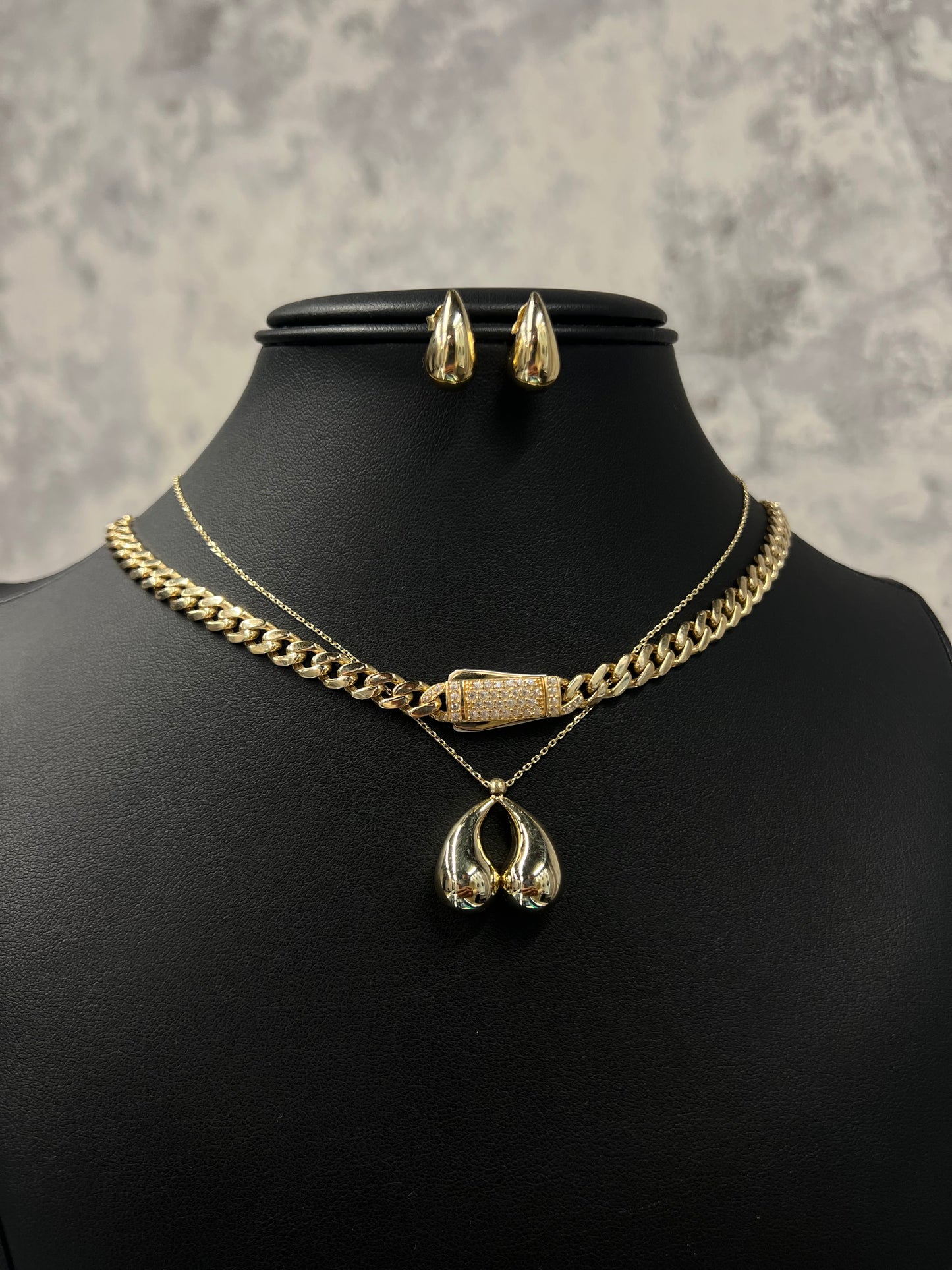 14K HOLLOW CHOCKER AND LUXURY NECKLACE WITH EARRINGS