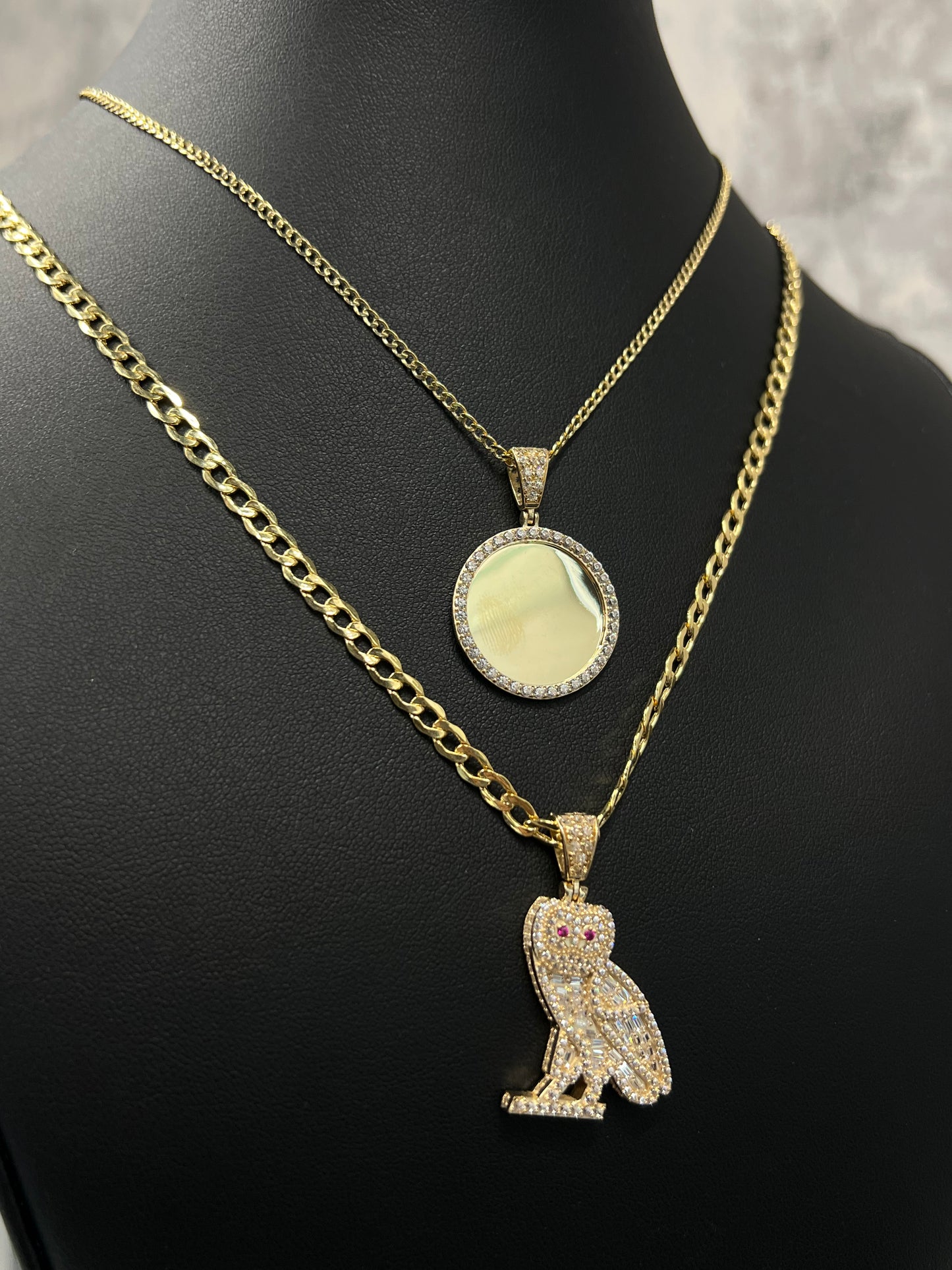 14K SET HOLLOW CUBAN WITH PHOTO PENDANT AND OWL PENDANT