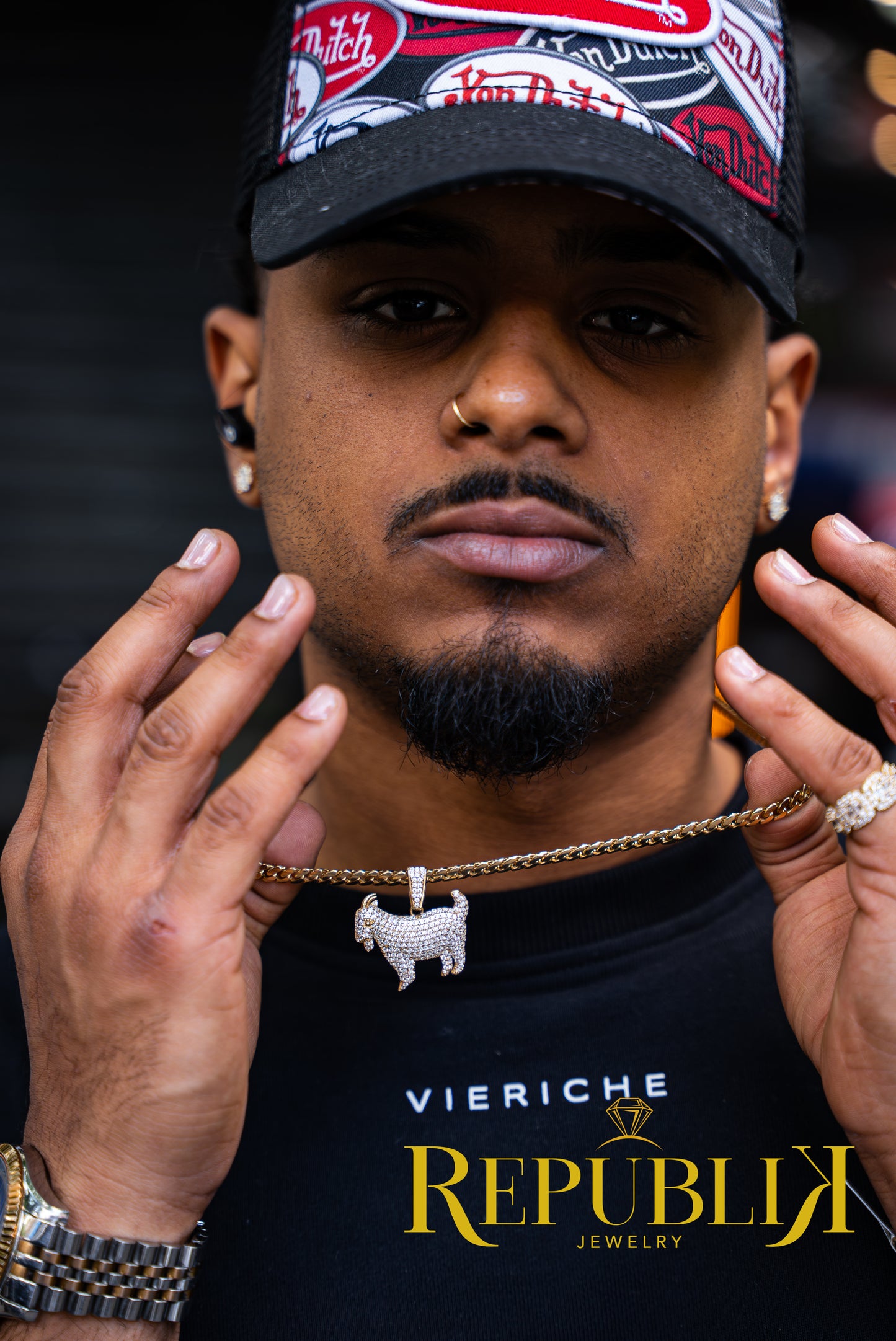 14K HOLLOW CHAIN WITH GOAT PENDANT