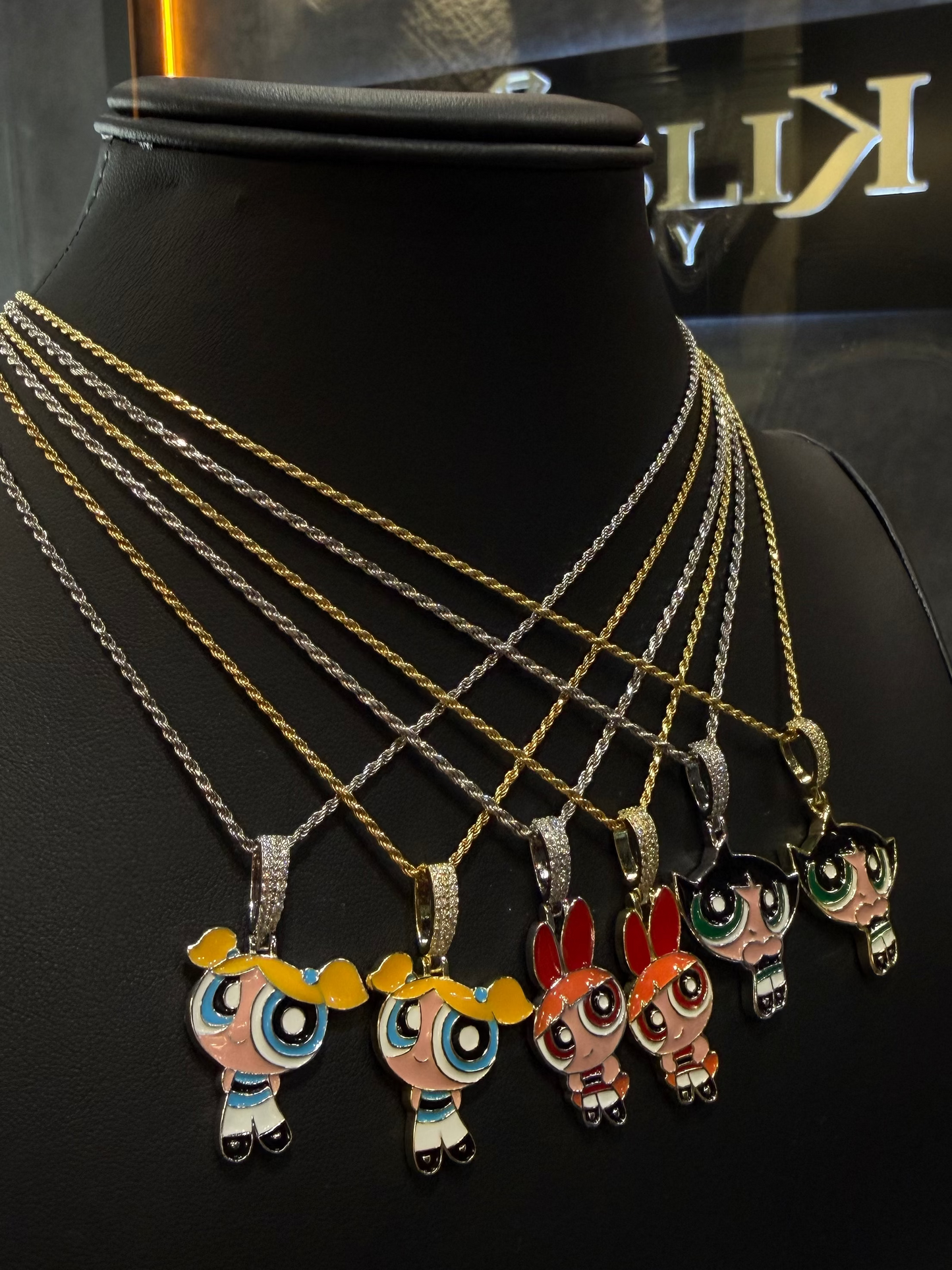 14K GOLDPLATED SOLID ROPE CHAIN WITH POWERPUFF GIRL PENDANT