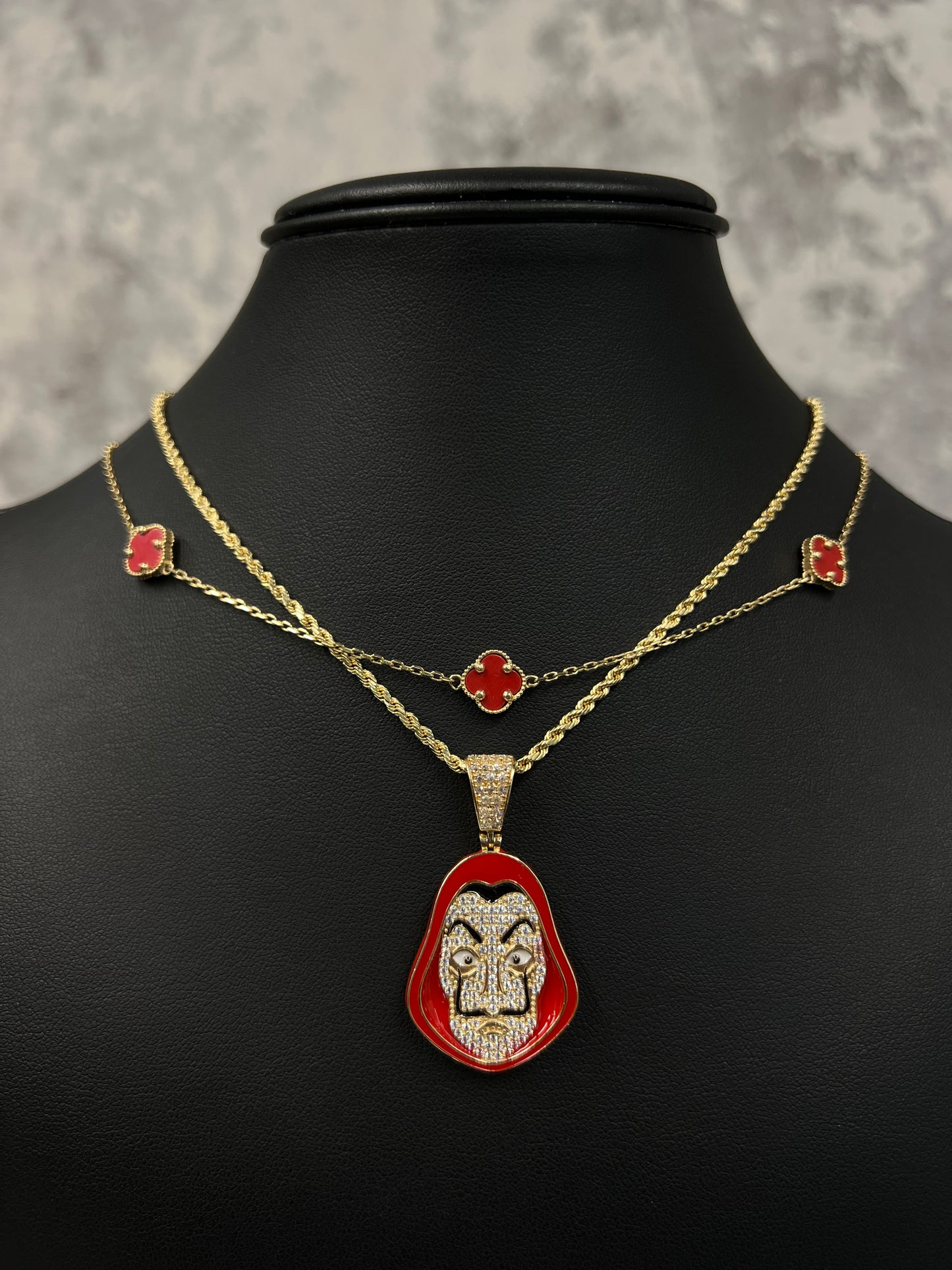 14K LUXURY CHOCKER AND HOLLOW ROPE CHAIN WITH RED MASK PENDANT