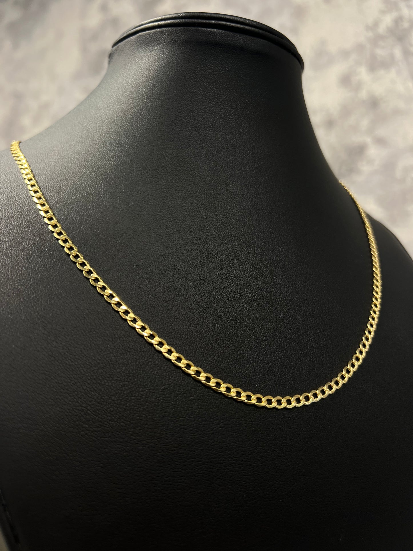 14K HOLLOW CUBAN CHAIN