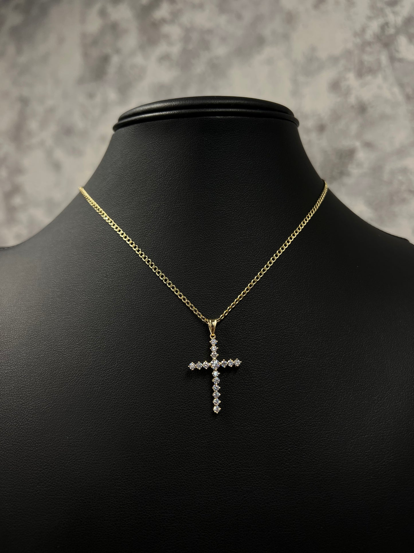 14K HOLLOW CUBAN CHAIN WITH CROSS PENDANT