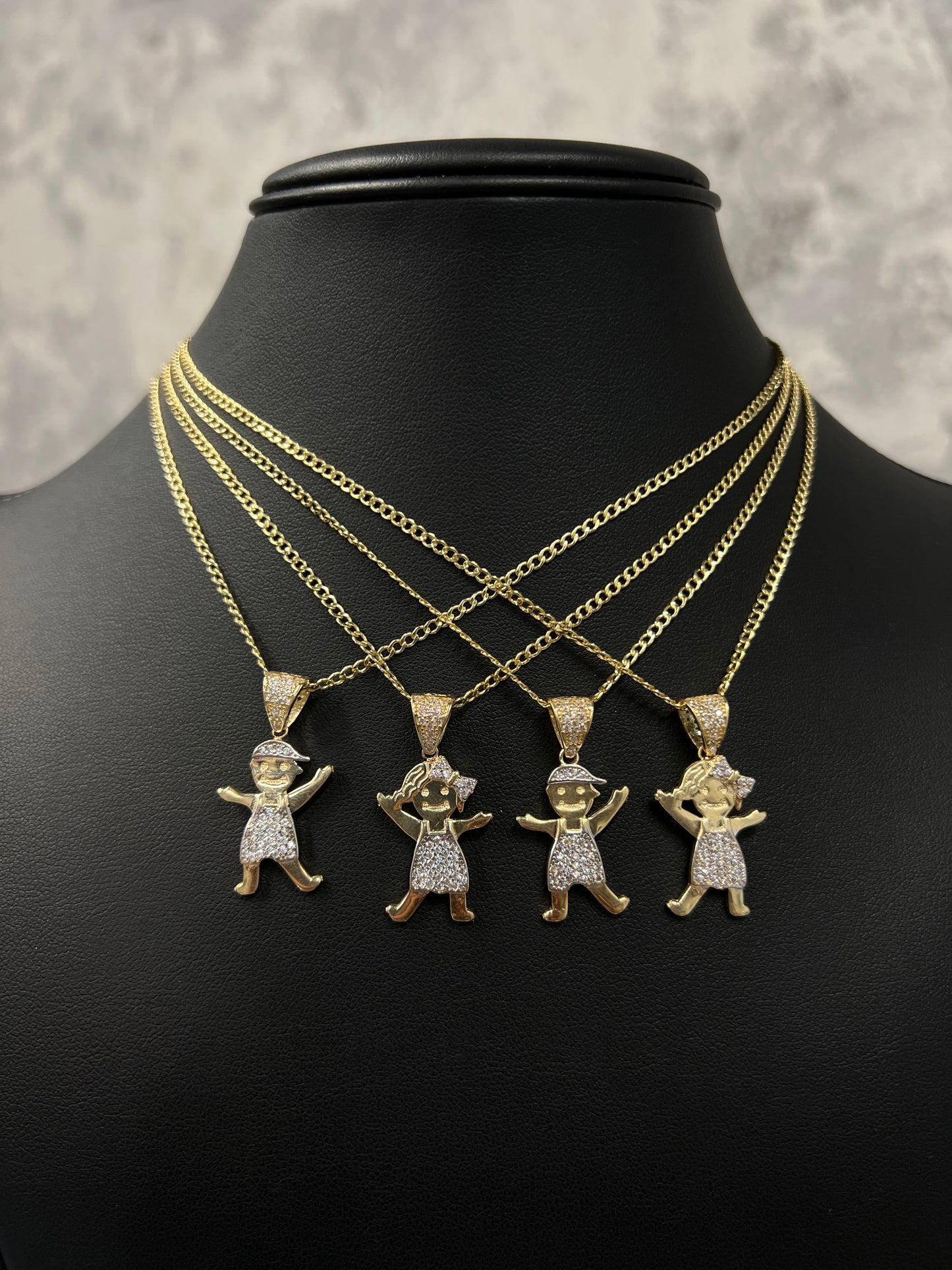 14K HOLLOW CUBAN CHAIN WITH GIRL-BOY PENDANT