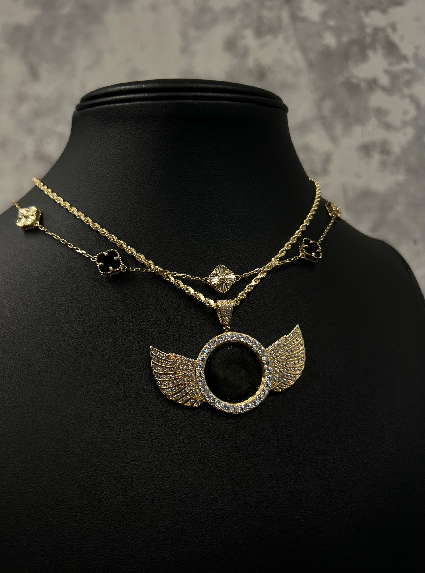 14K LUXURY CHOCKER AND HOLLOW ROPE CHAIN WITH PICTURE PENDANT