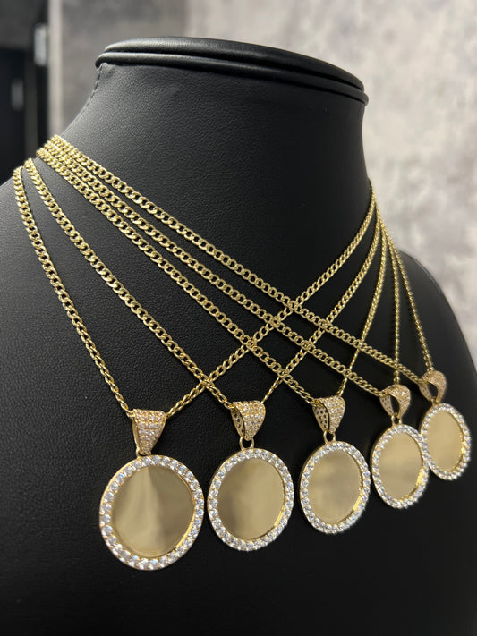 14K YELLOW GOLD HOLLOW CHAIN WITH PICTURE PENDANT