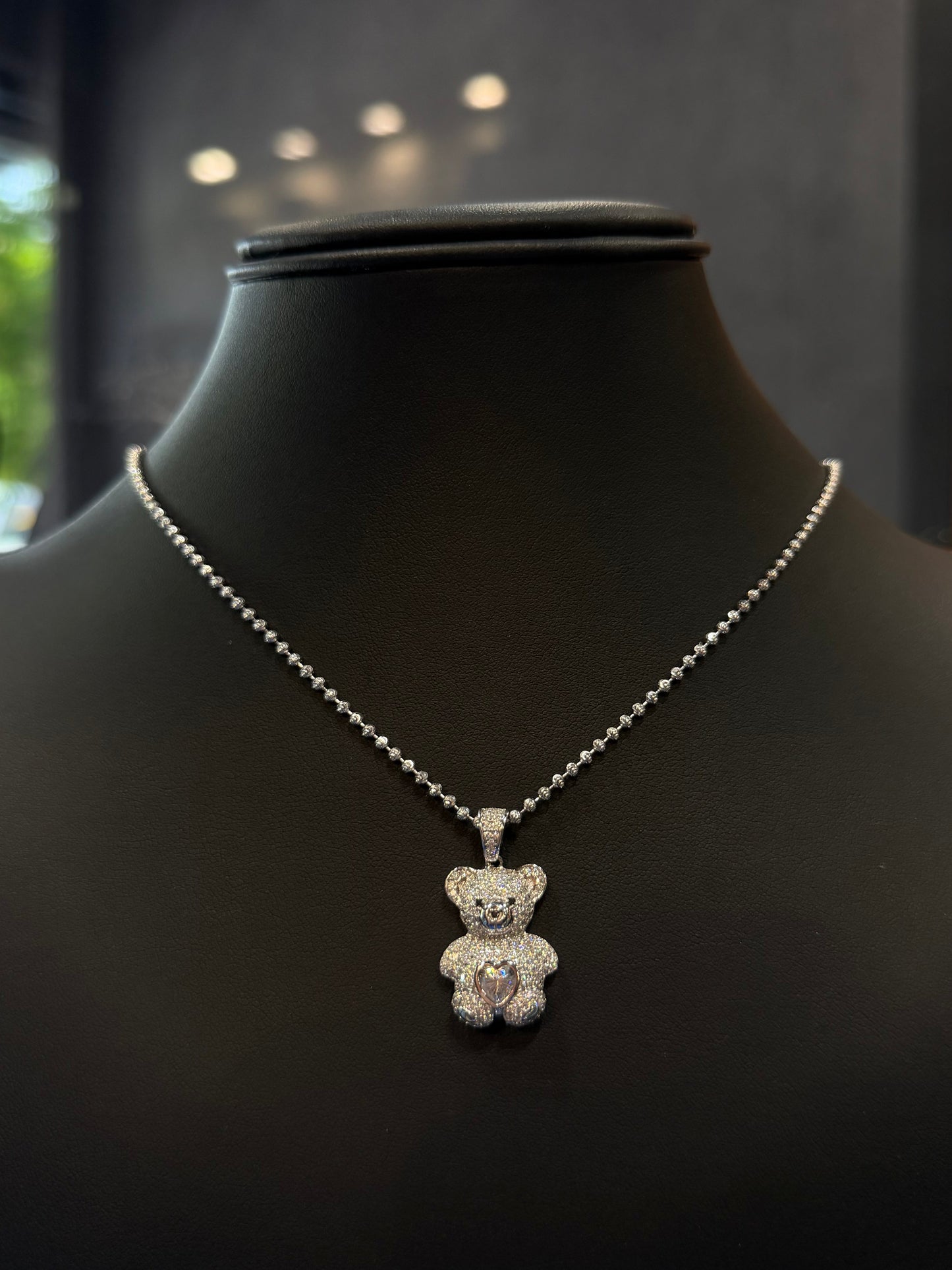 925 MOISSANITE PENDANT & MOON CUT CHAIN