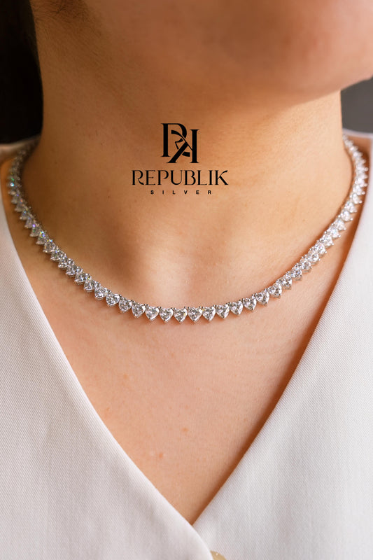 925 MOISSANITE HEART CHOKER