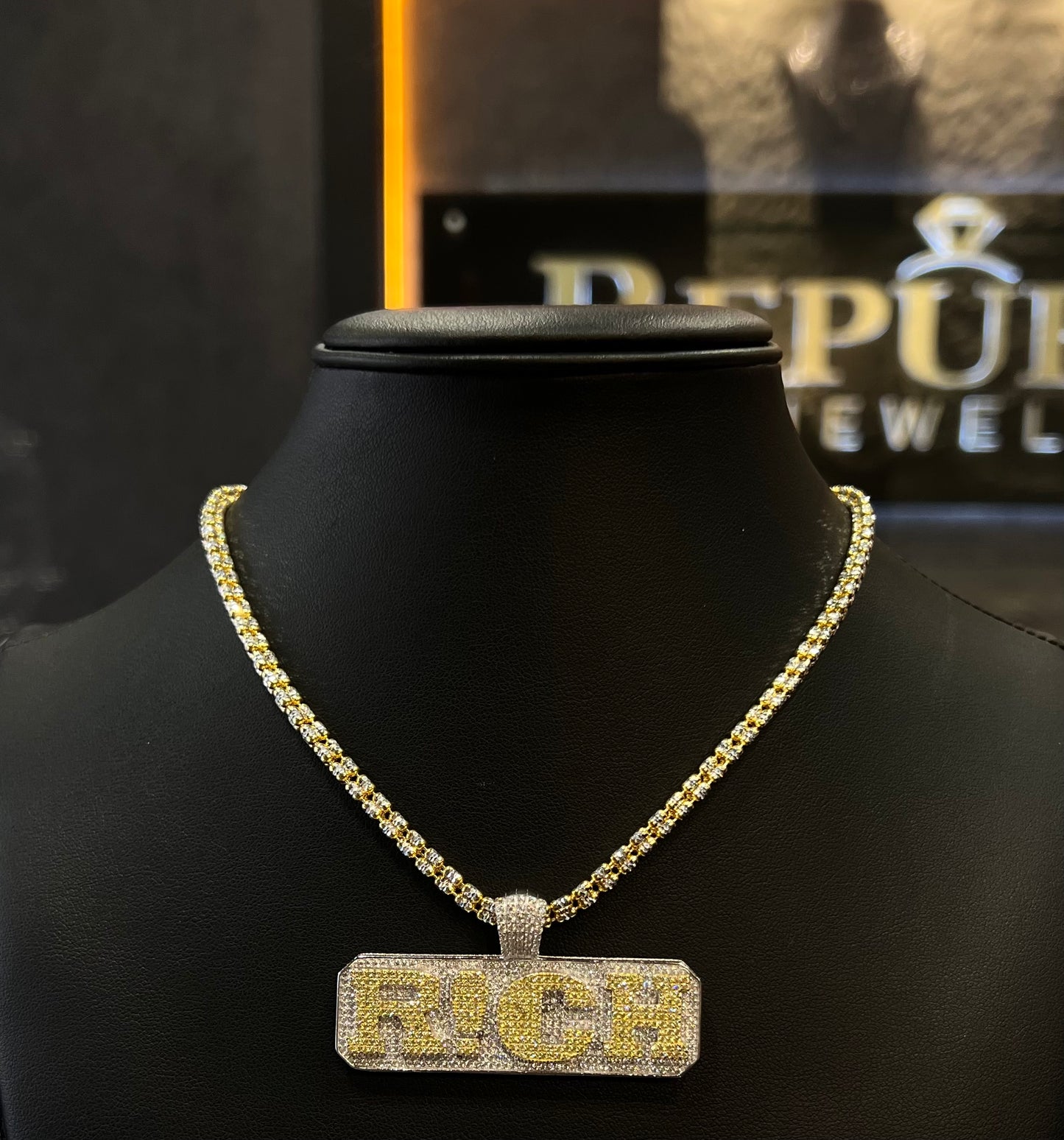 925 ICE CHAIN WITH RICH PENDANT