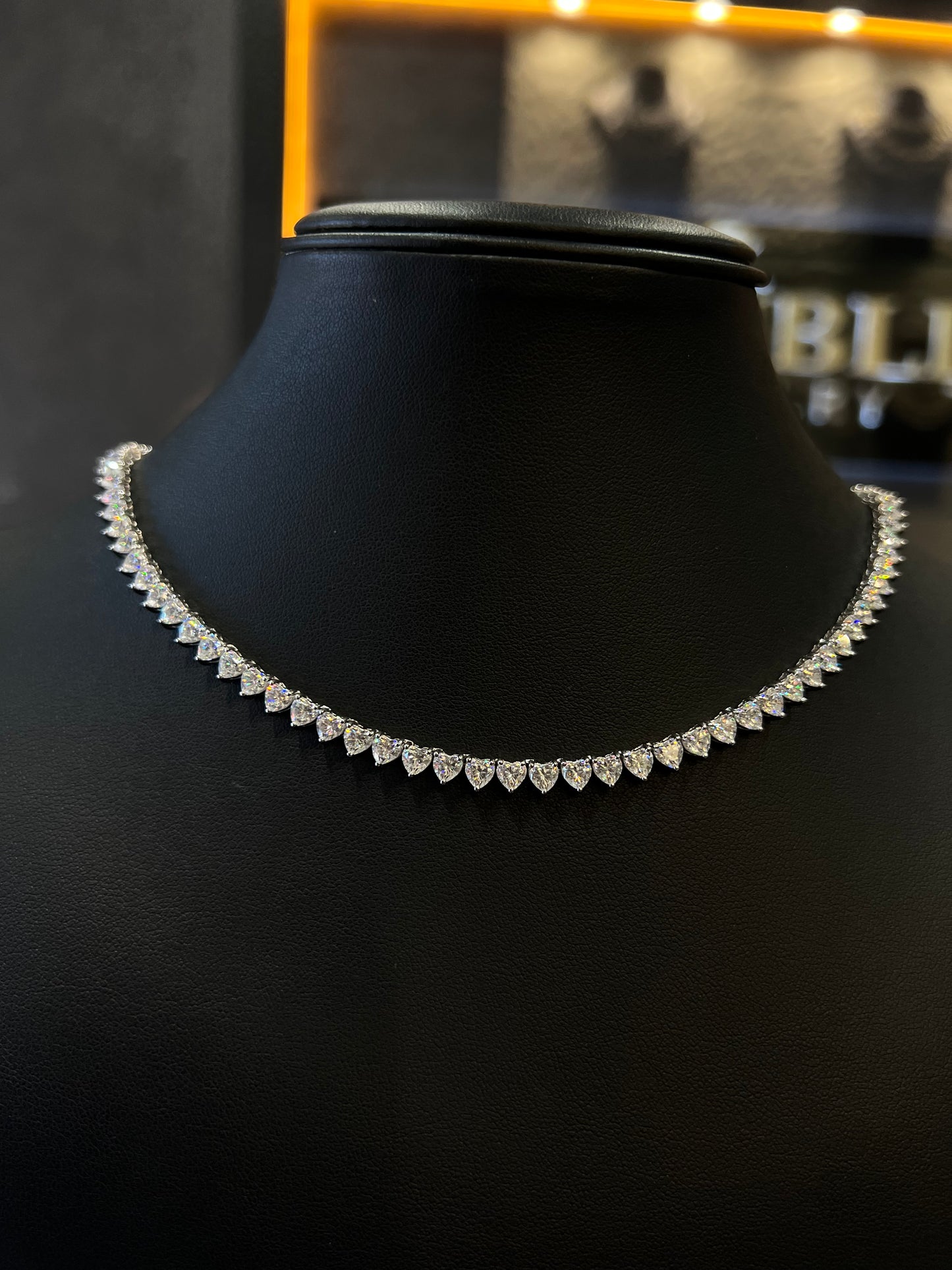 MOISSANITE CHOKER