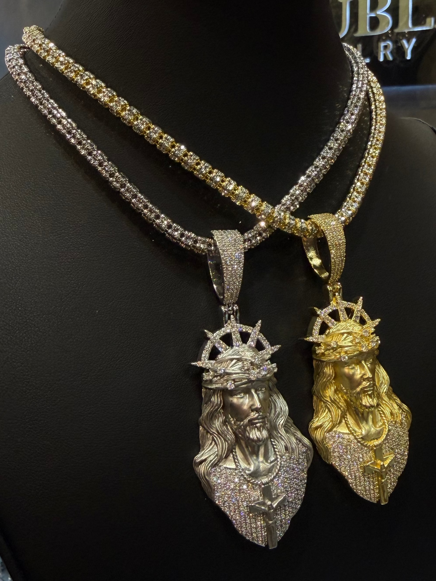 14K GOLD PLATED ICE CHAIN WITH JESUS PENDANT