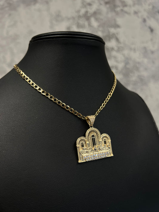 14K HOLLOW CUBAN CHAIN WITH LAST SUPPER PENDANT