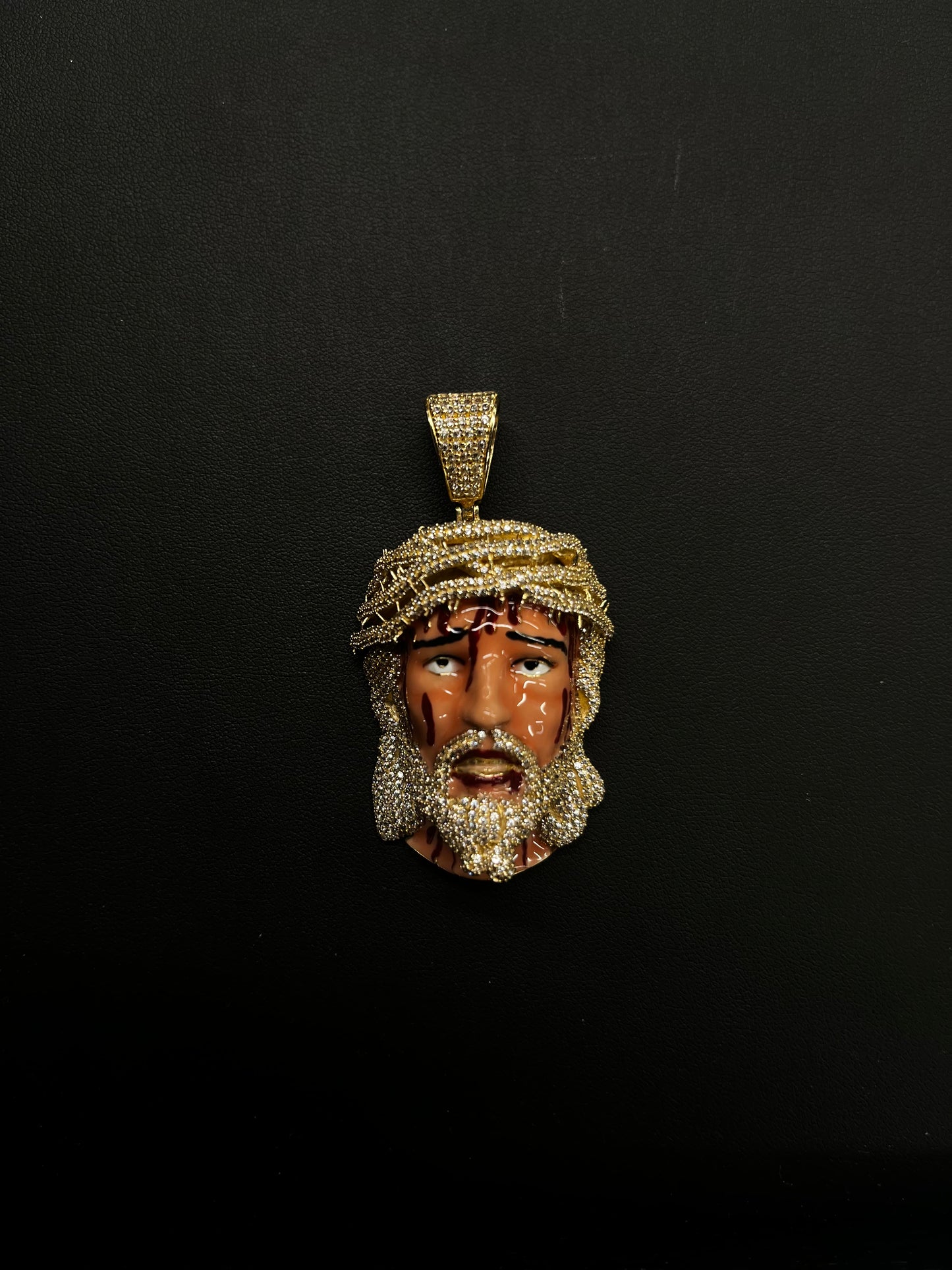 14K ENAMEL JESUS PENDANT