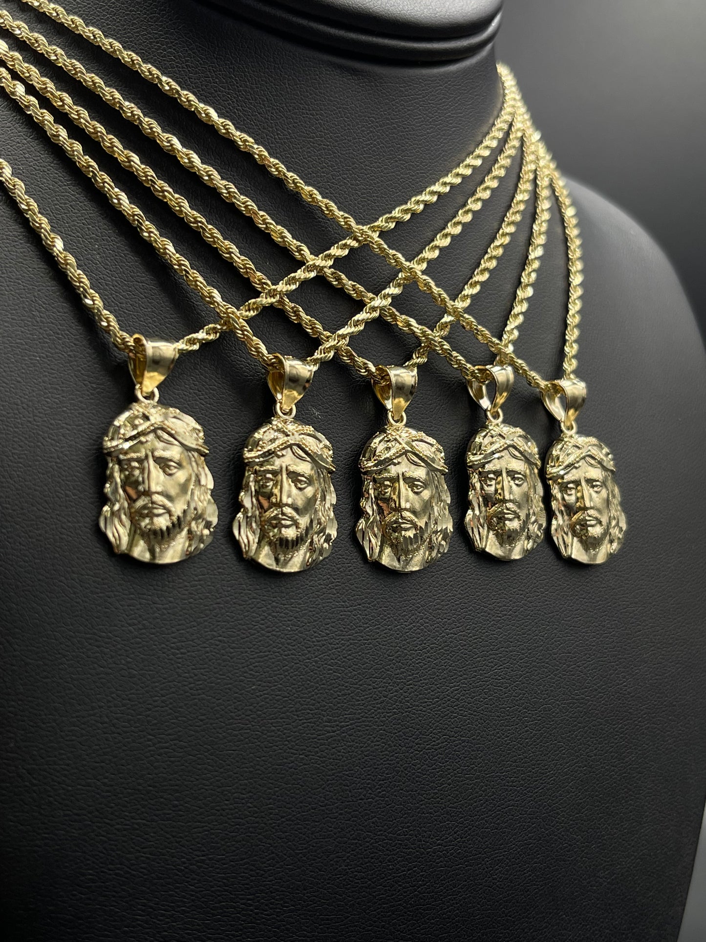 14K Rope Chain 2.5MM With Jesus Head Pendant