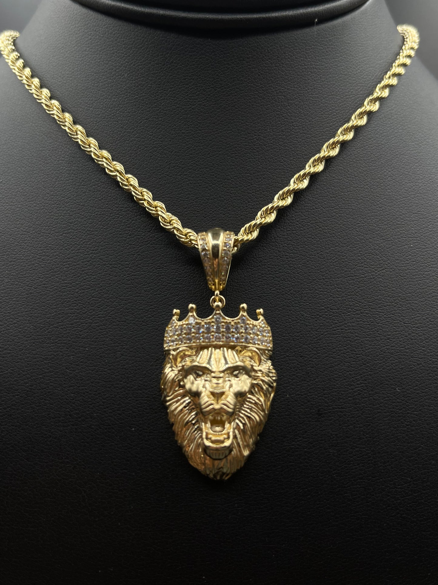 14K Rope chain With Lion King Pendant