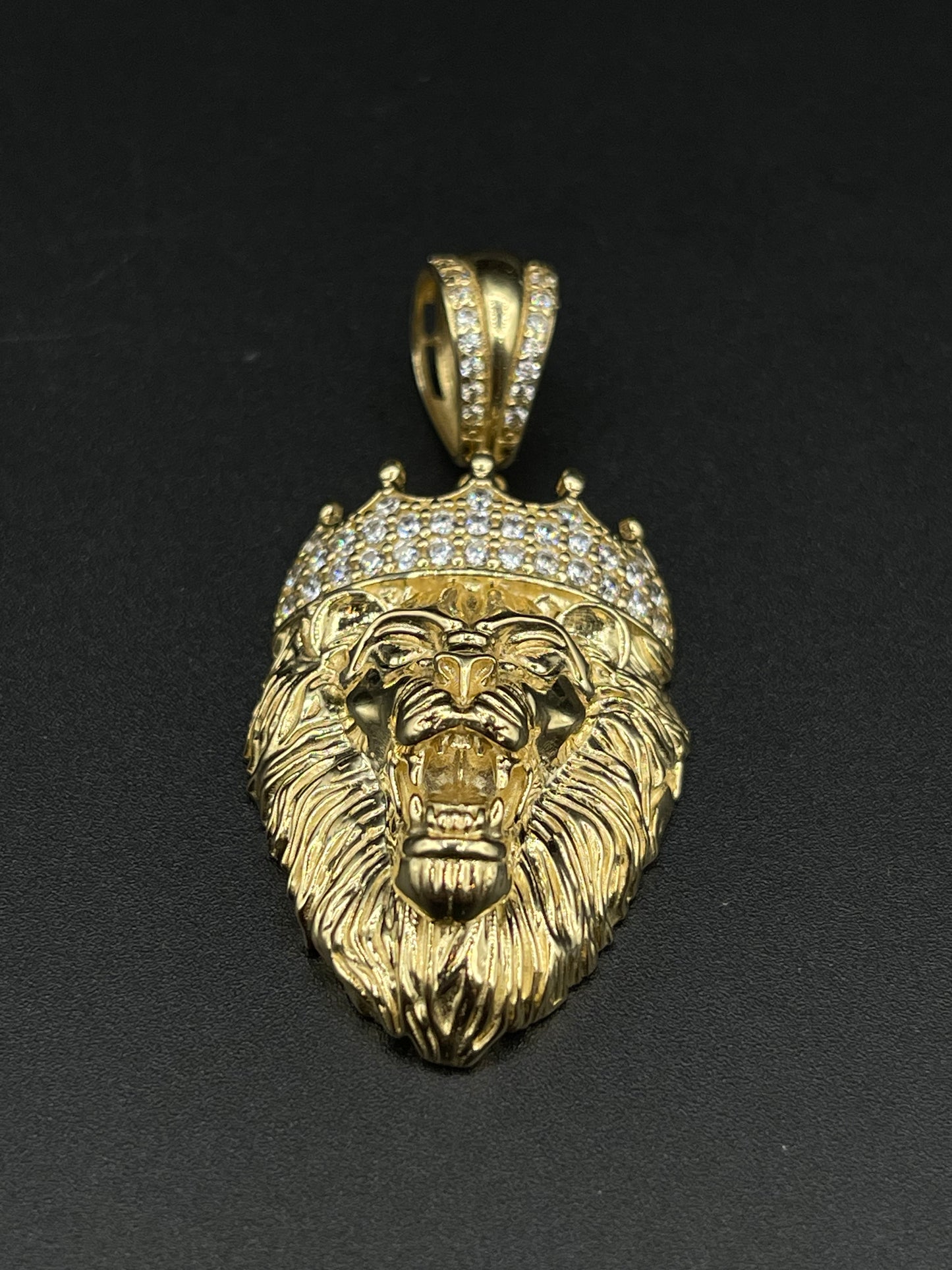 Cz Lion Pendant