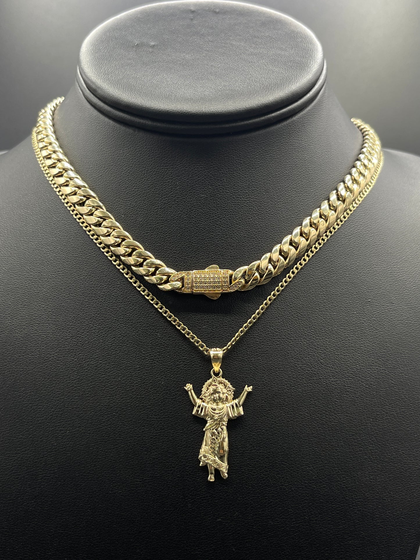 14K HOLLOW CHOCKER 7.5 MM WITH SMALL CHAIN AND BABY JESUS